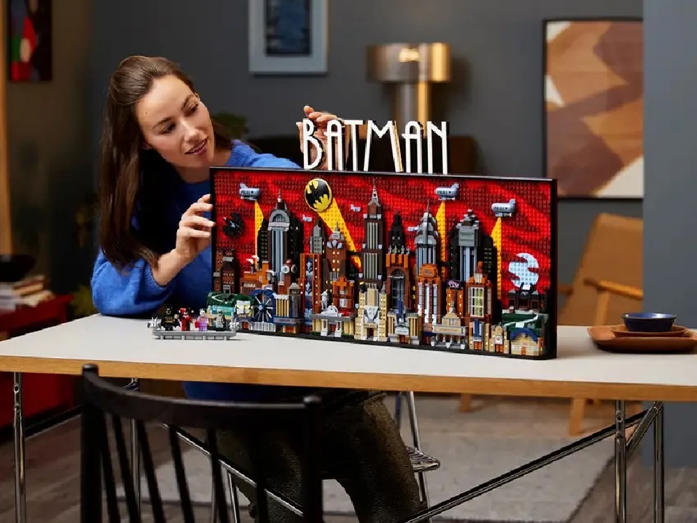 LEGO анонсировала меганабор по мотивам мультсериала «Бэтмен» 90-х годов ...