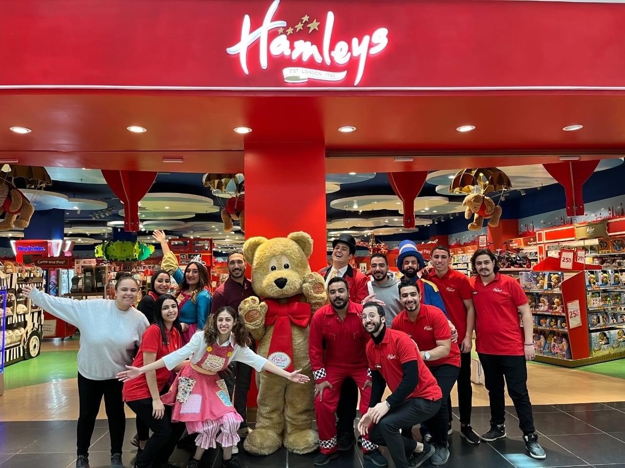 Магазины игрушек Hamleys переименуют в России на «Винни»